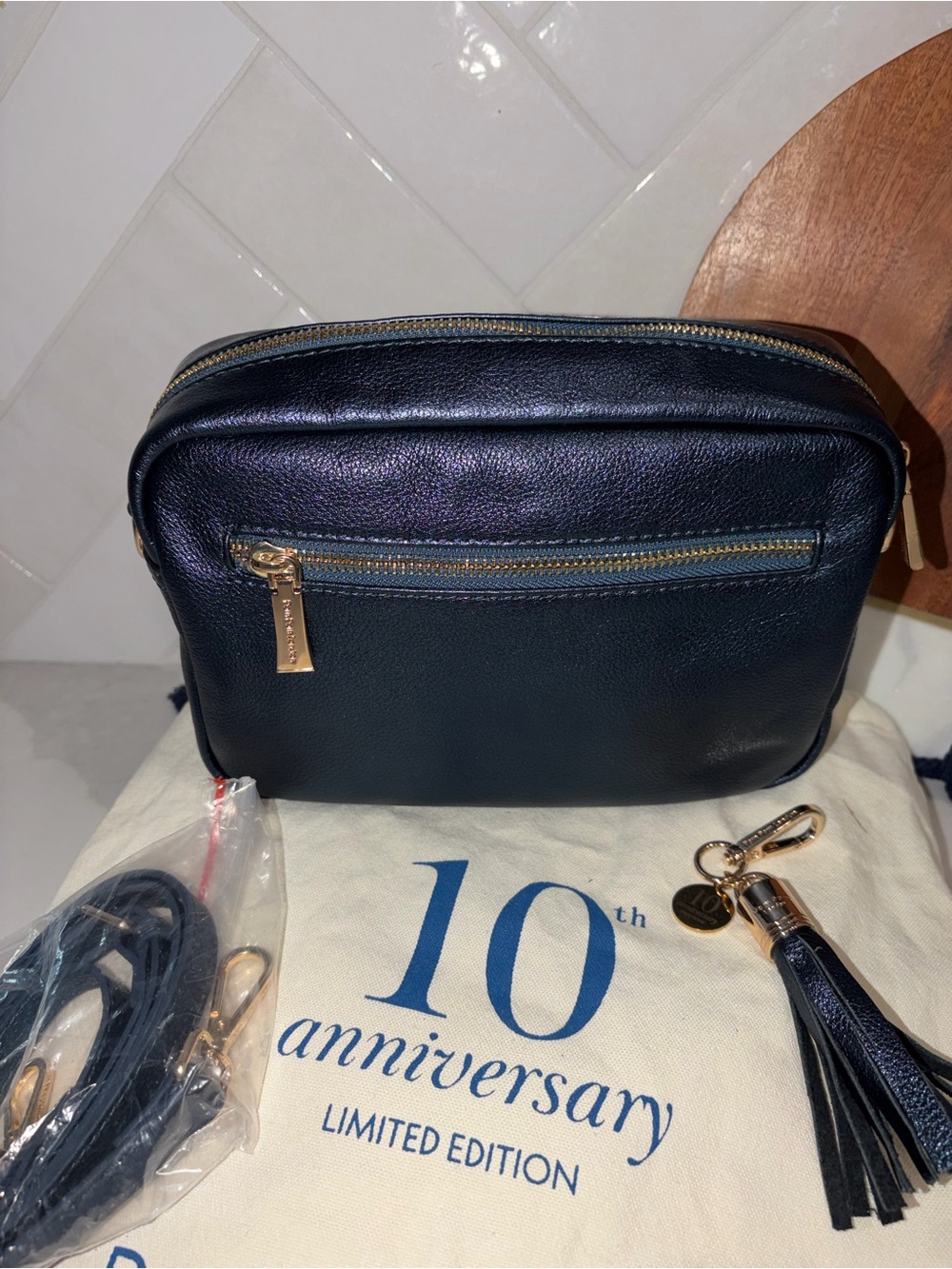 Pom Pom London sapphire blue limited edition 10th anniversary leather City bag - Picture 5 of 6